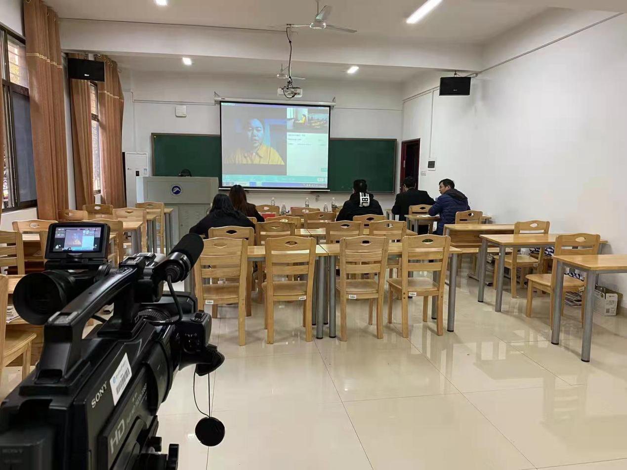 70afa71cf272406a93c0fb8f1157eaec.png 70afa71cf272406a93c0fb8f1157eaec.png