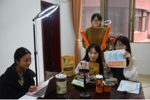 4bfa10bd61284fa6b240594946170979.png 4bfa10bd61284fa6b240594946170979.png